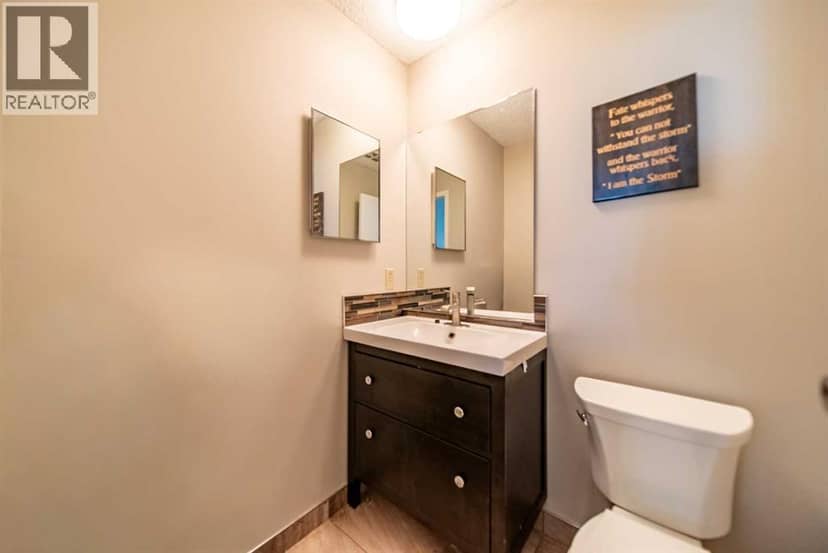 22 Point Mckay Court NW — photo 12 of 33