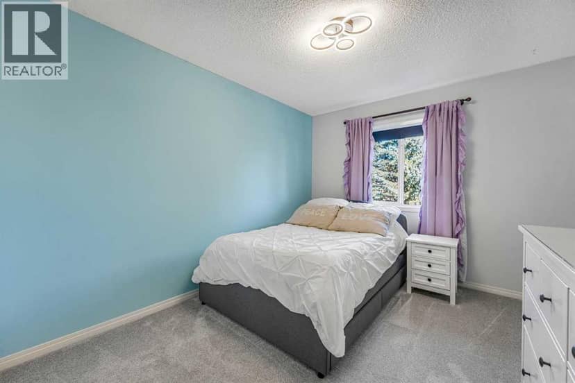 247 Crystal Shores Drive — photo 36 of 40