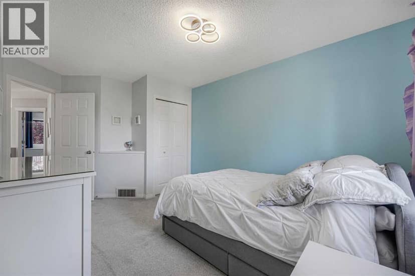 247 Crystal Shores Drive — photo 35 of 40