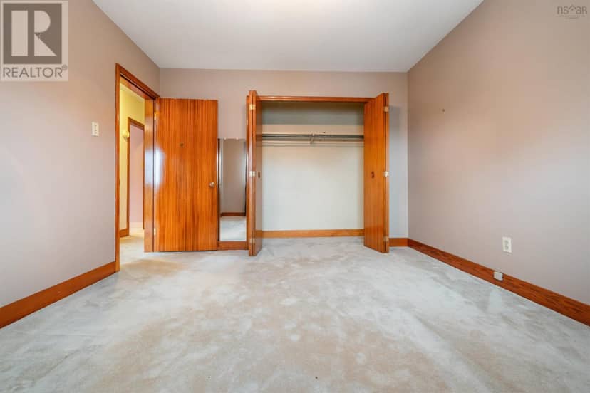 213 Crichton Avenue — photo 31 of 40