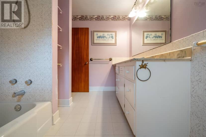 213 Crichton Avenue — photo 40 of 40