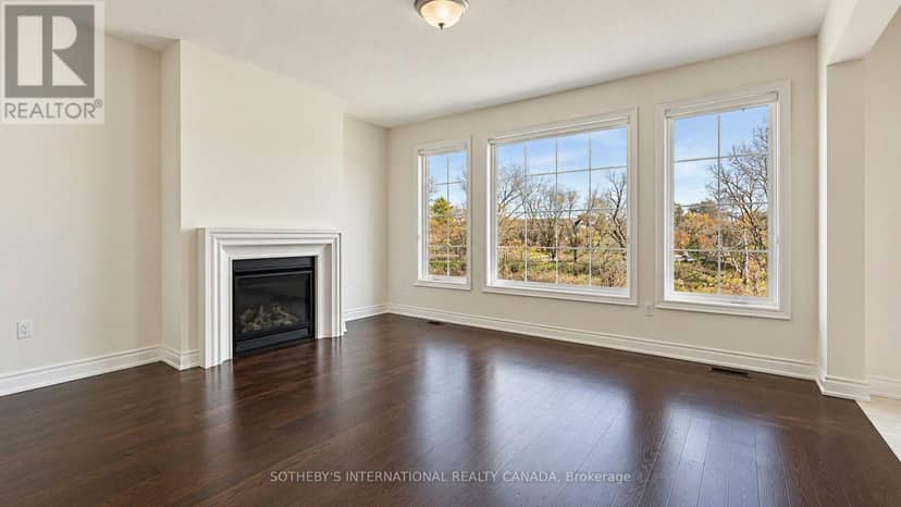 60 Sharonview Crescent — photo 15 of 40