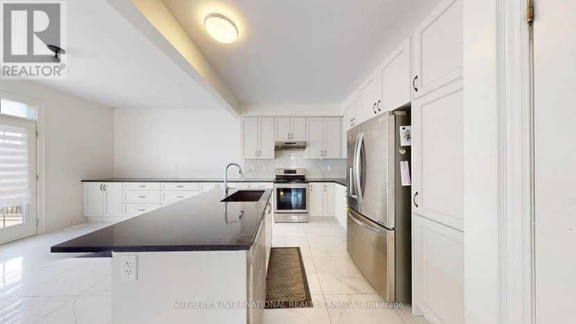 60 Sharonview Crescent — photo 20 of 40