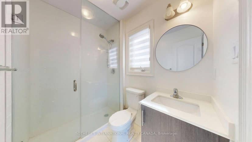 60 Sharonview Crescent — photo 38 of 40