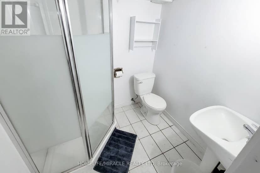 30 Jerome Crescent — photo 17 of 22