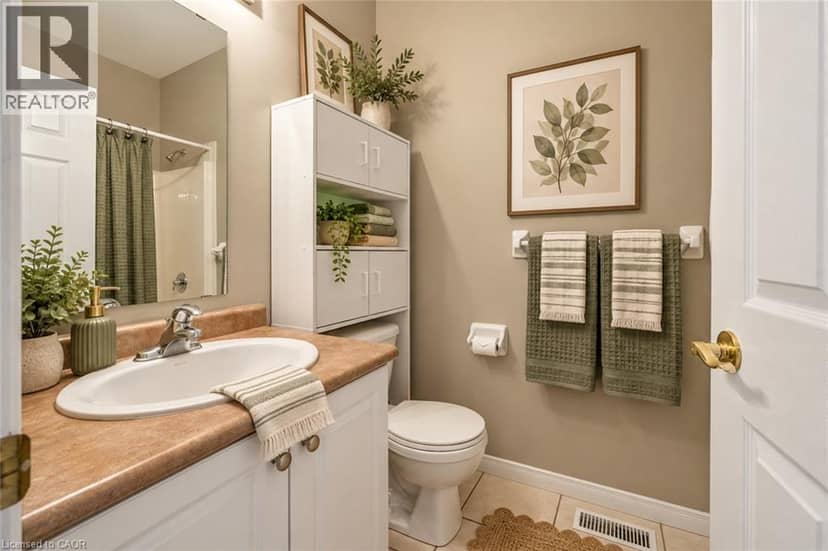 461 COLUMBIA Street W Unit# 26 — photo 18 of 34