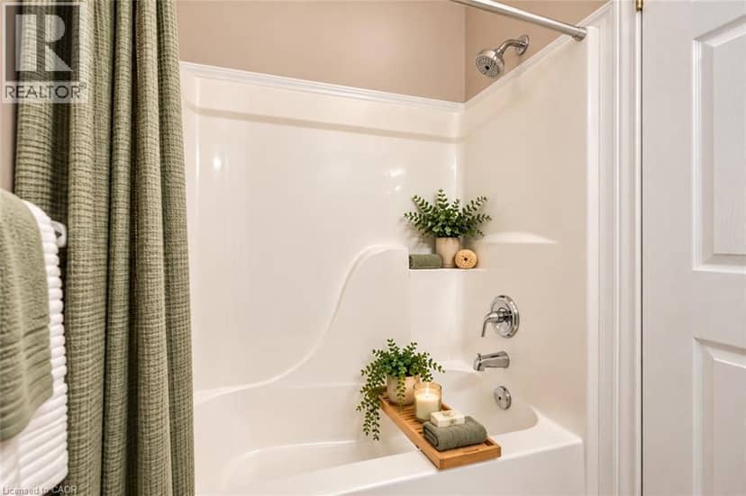 461 COLUMBIA Street W Unit# 26 — photo 19 of 34
