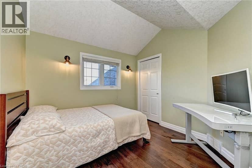 733 CHESAPEAKE Drive — photo 36 of 40