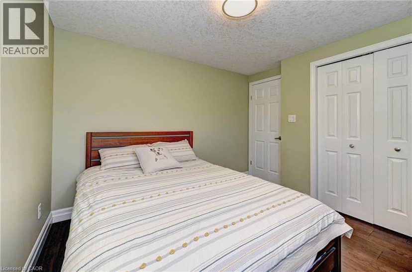 733 CHESAPEAKE Drive — photo 34 of 40