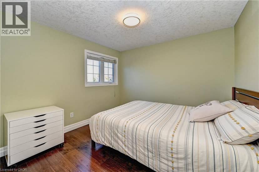 733 CHESAPEAKE Drive — photo 33 of 40