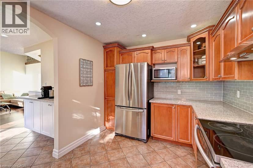 733 CHESAPEAKE Drive — photo 18 of 40