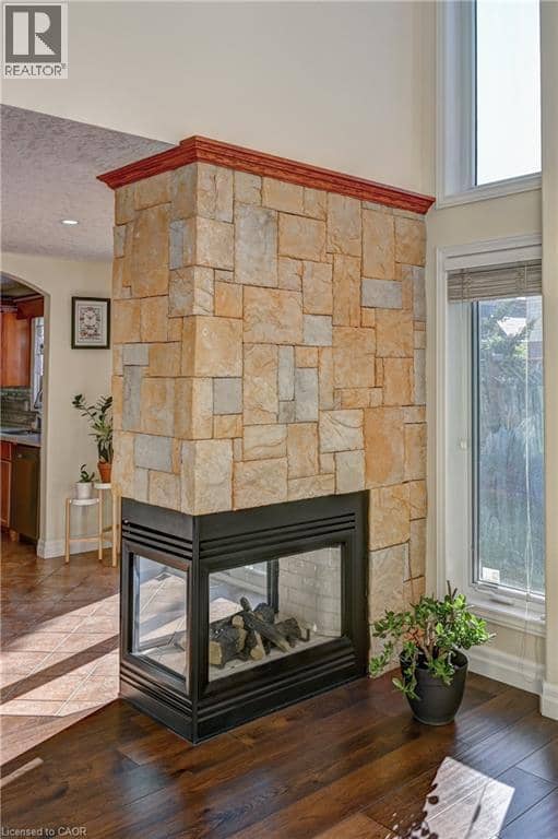 733 CHESAPEAKE Drive, Waterloo, photo 7