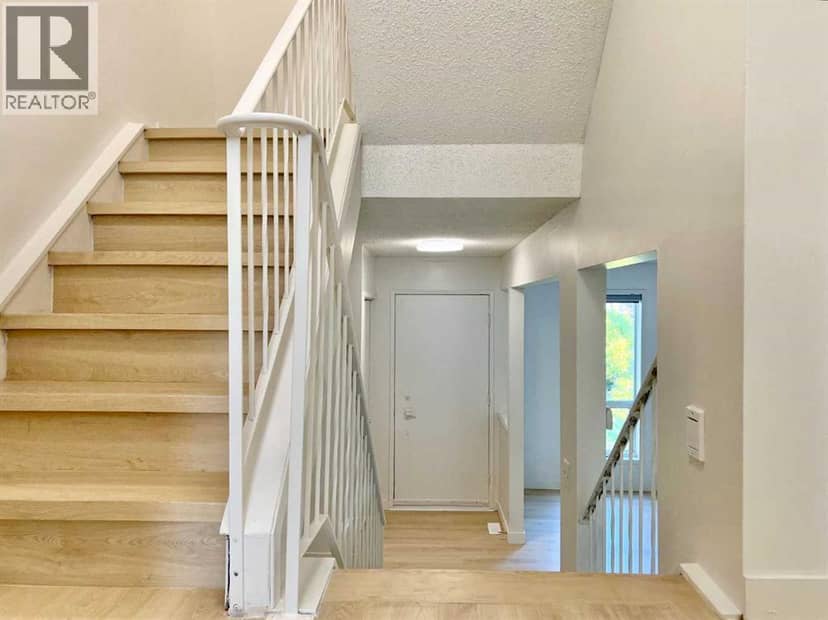 58 Canterbury Gardens SW, Calgary, photo 7