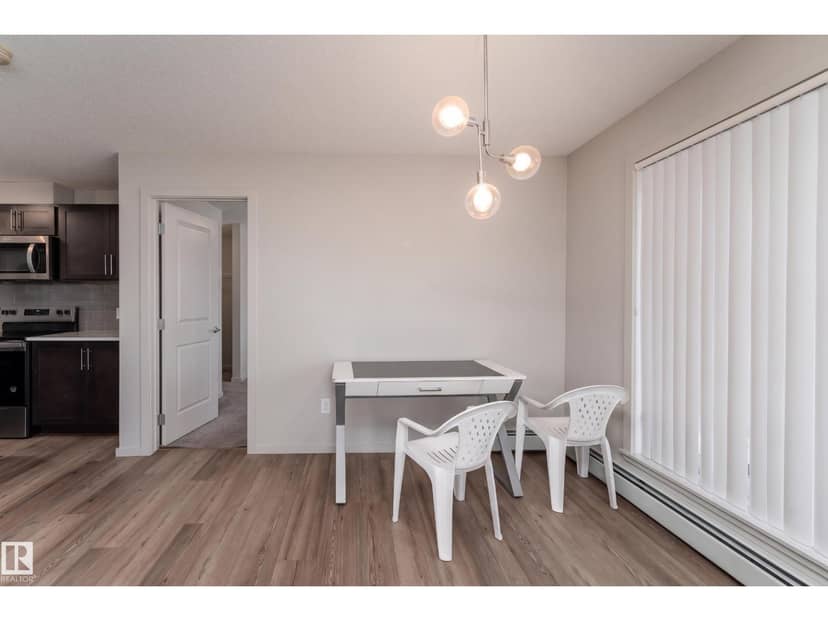 #220 5404 7 AV SW — photo 10 of 30