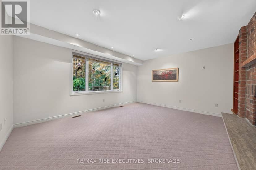 1685 Woodmount Grove — photo 17 of 40