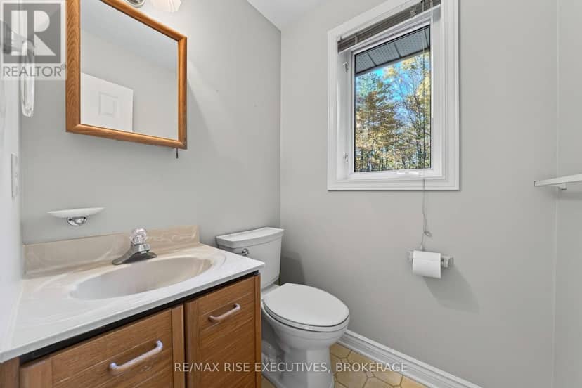 1685 Woodmount Grove — photo 19 of 40