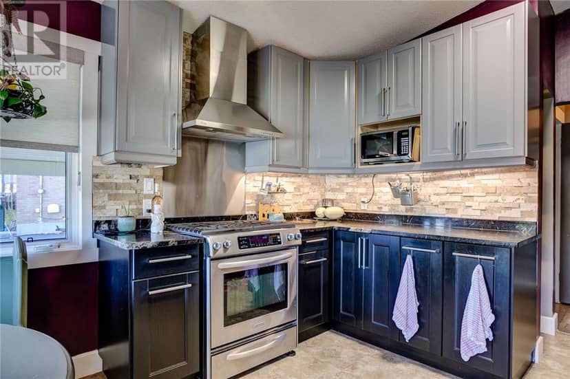 1087 Hawthorne Drive, Sudbury, photo 7