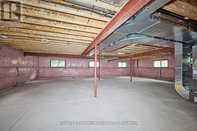 336 Sugarloaf Street — photo 24 of 37