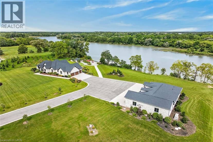 2064 RIVER Road, Cayuga, photo 2
