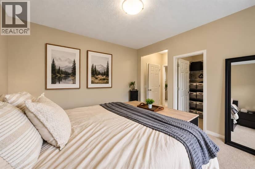 34 Mount Rae Terrace — photo 20 of 40