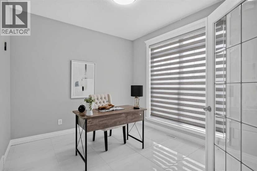 1433 Strathcona Drive SW, Calgary, photo 5