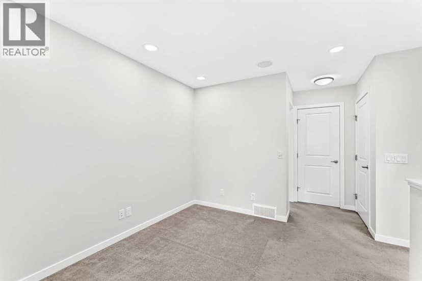 524 Midtown Street SW — photo 17 of 40