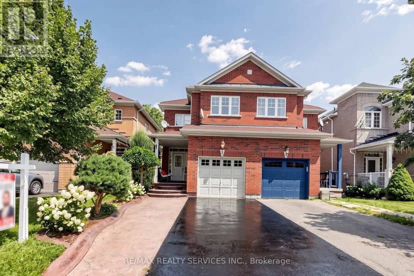 50 Rocky Point Crescent — photo 2 of 40