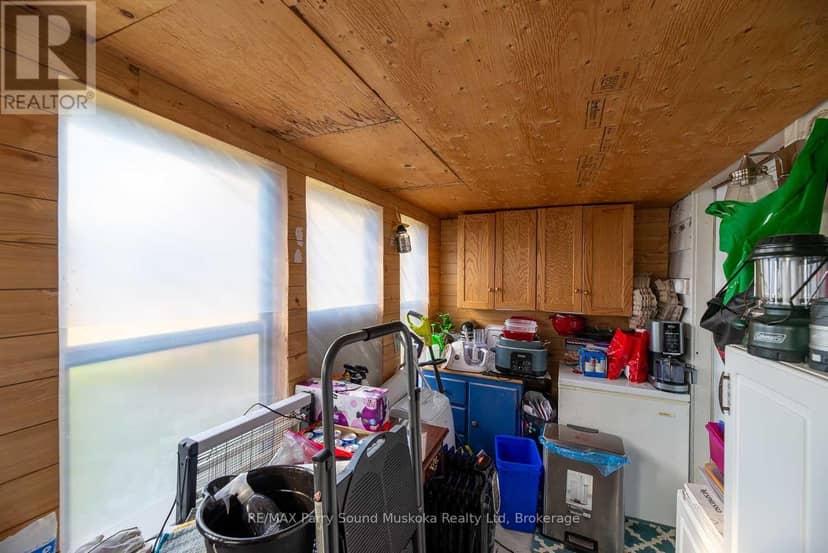 27 Ahmic St Street W, Magnetawan, photo 8