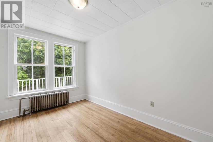 1747 Vernon Street — photo 33 of 40