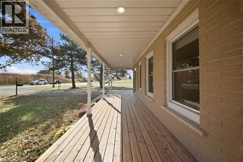 183 GREEN Lane — photo 9 of 40