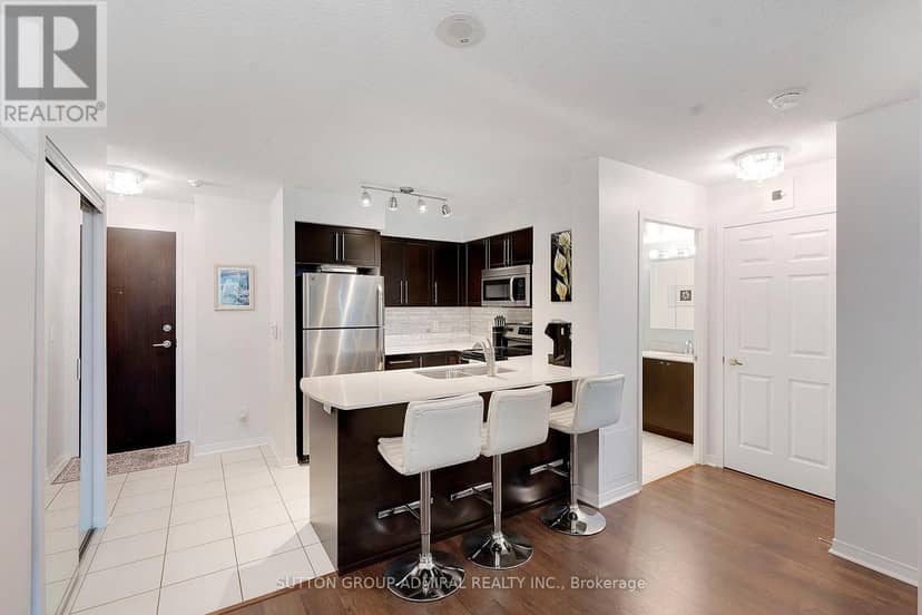 307 - 73 King William Crescent — photo 11 of 25