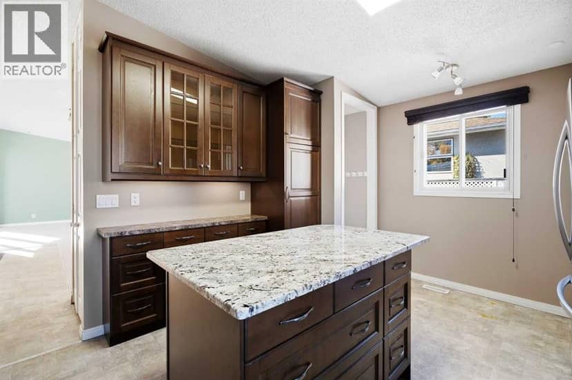 163 Westwood Drive SW — photo 10 of 38