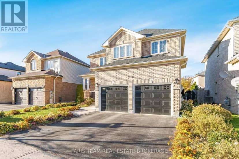 36 Connaught Lane, Barrie, photo 2