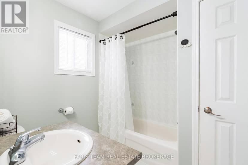 36 Connaught Lane — photo 20 of 25