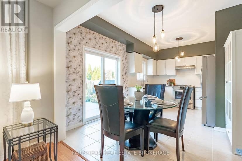 36 Connaught Lane, Barrie, photo 4