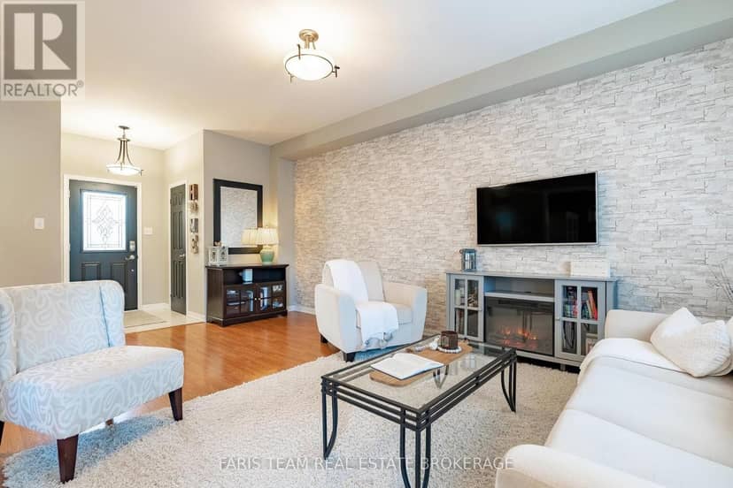 36 Connaught Lane — photo 9 of 25