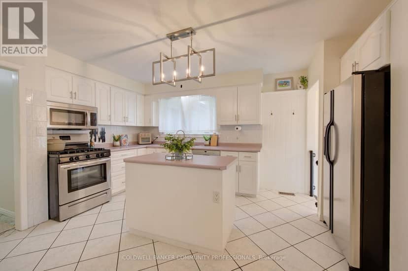 2 Allanton Boulevard, Brantford, photo 4