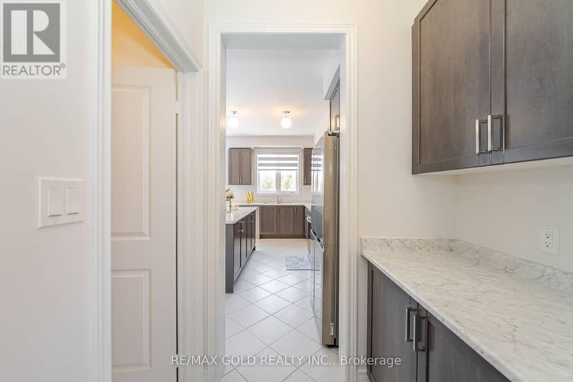 210 Chippewa Avenue — photo 12 of 40