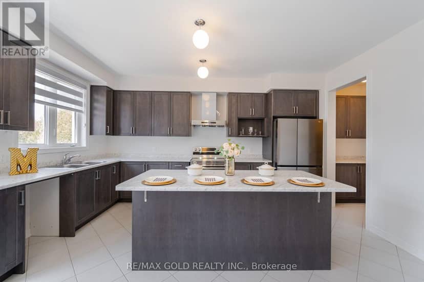 210 Chippewa Avenue — photo 14 of 40