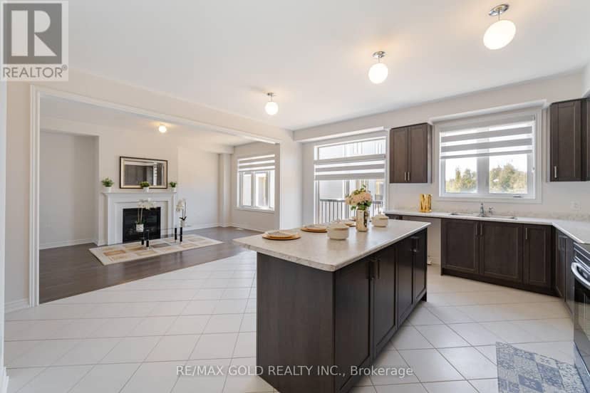 210 Chippewa Avenue — photo 16 of 40