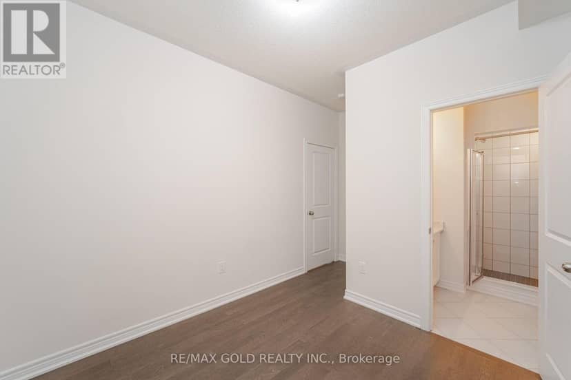 210 Chippewa Avenue — photo 25 of 40