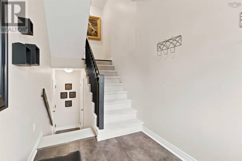 252 Spinnaker Drive — photo 13 of 40