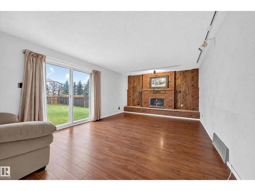 17948 94 AV NW — photo 21 of 40