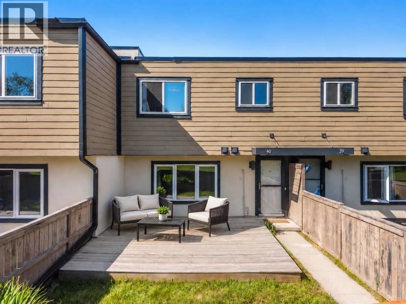 40, 3809 45 Street SW, Calgary, photo 2