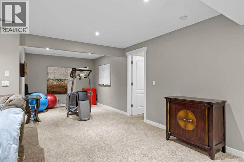 113 Tusslewood Bay NW — photo 38 of 40