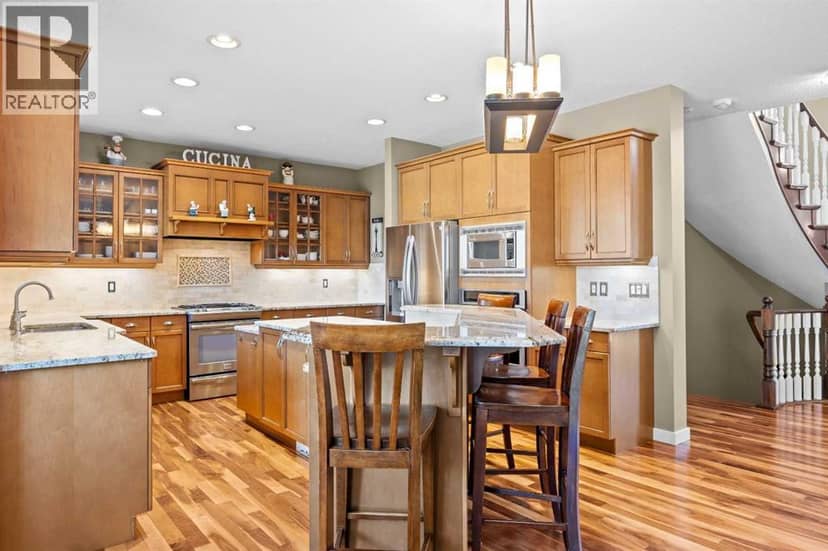 113 Tusslewood Bay NW — photo 9 of 40
