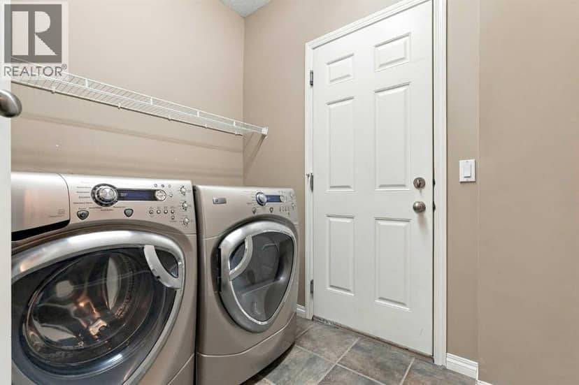 707 Tuscany Drive NW — photo 17 of 40