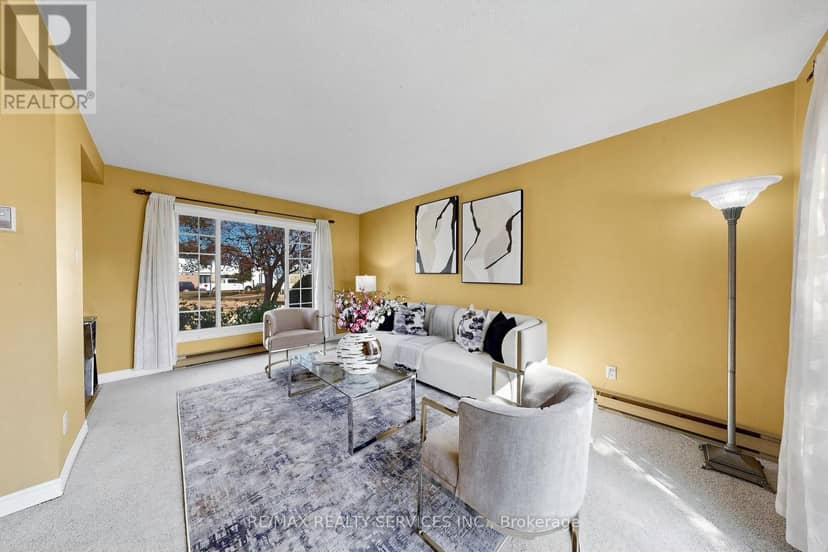 25 Jennifer Square, Brampton, photo 7