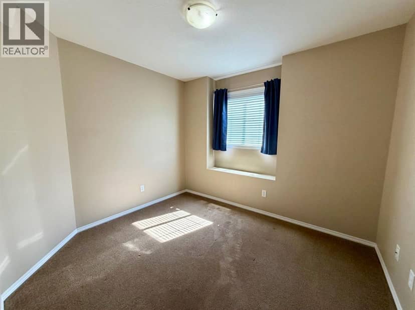 415, 31 Jamieson Avenue — photo 10 of 16