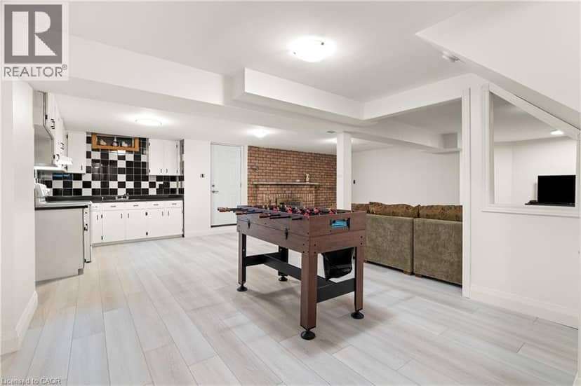 98 WALLACE Drive — photo 22 of 40